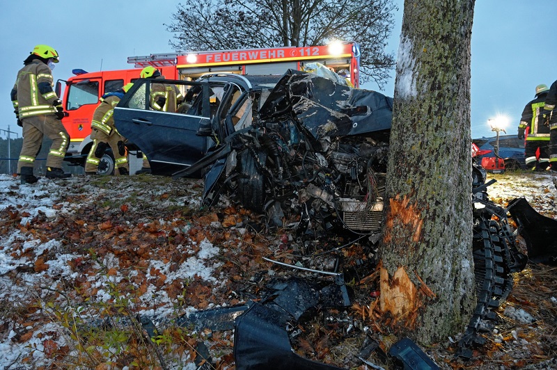 THL Verkehrsunfall Feuerwehr Stadt Schrobenhausen